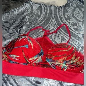 Victoria’s Secret Bralette EC!!